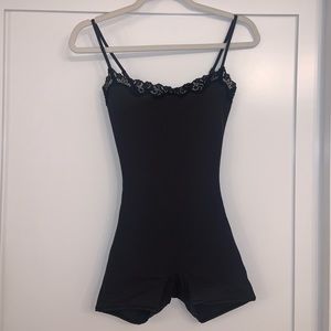 SOLD ❌ SKIMS Fits Everybody Lace Onesie Onyx